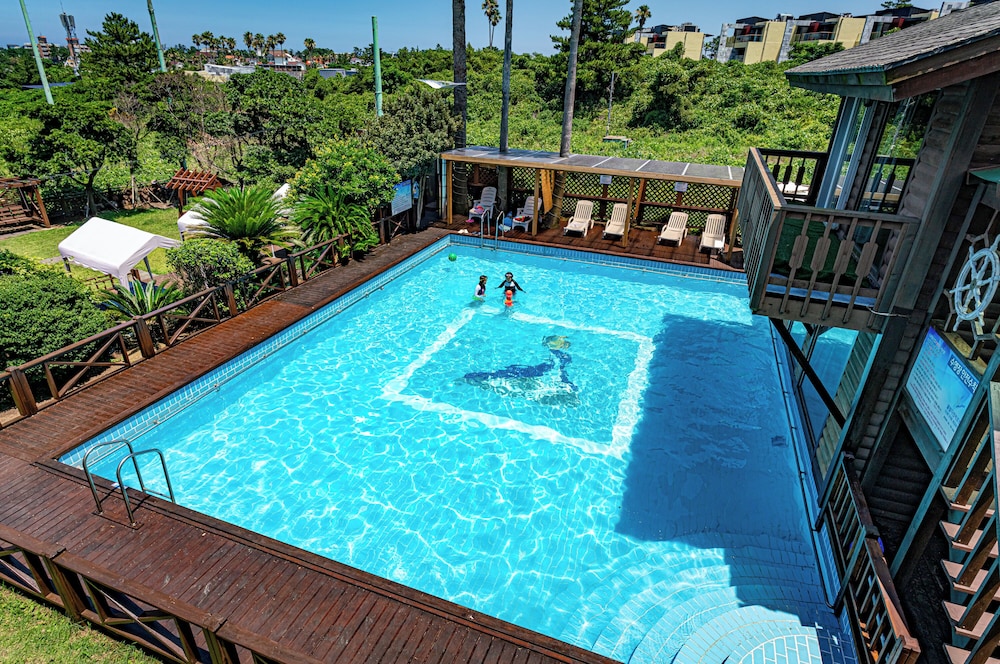 Dyne Resort 42/77