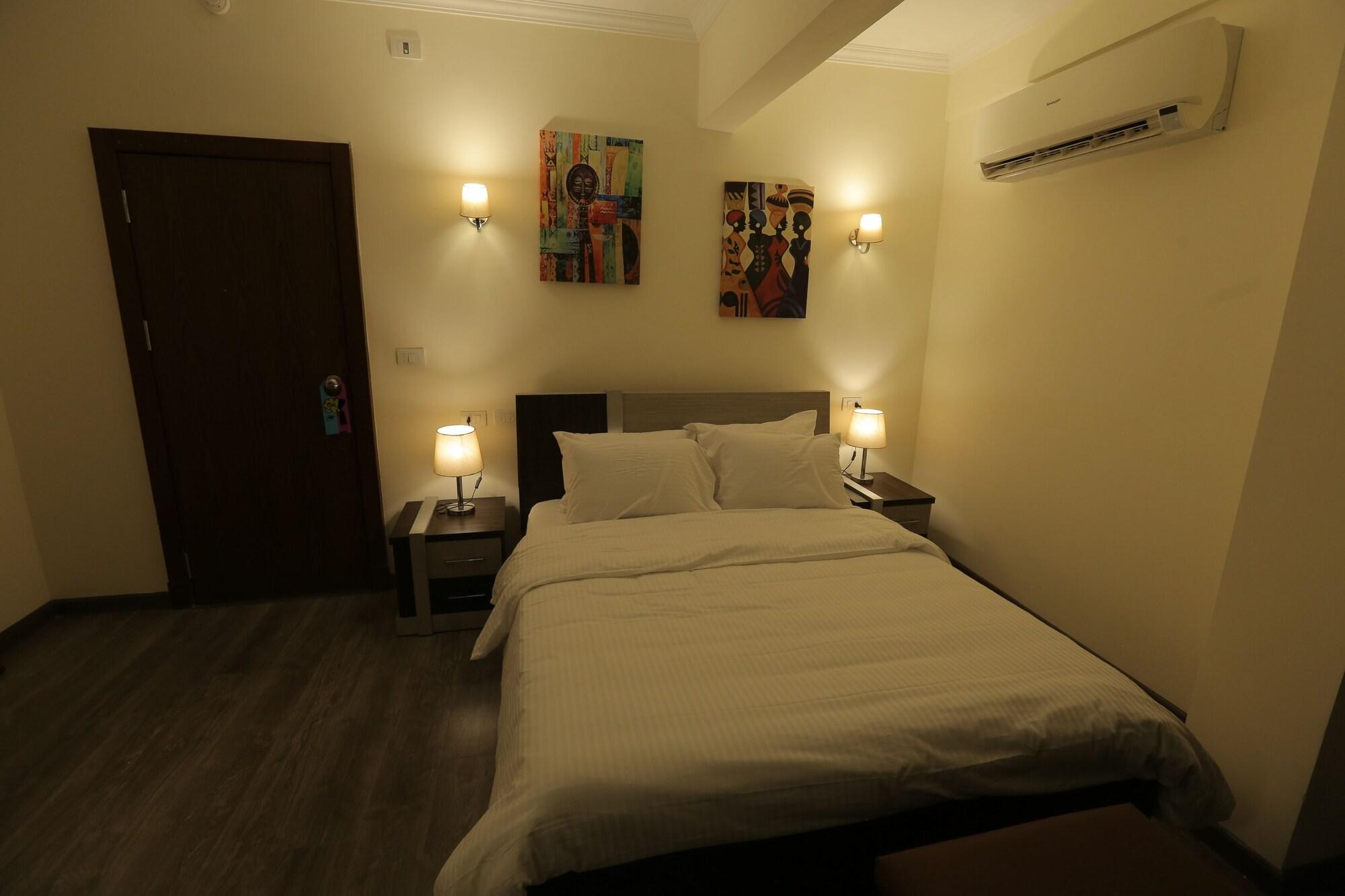 Room, Double Bed, Pyramids View