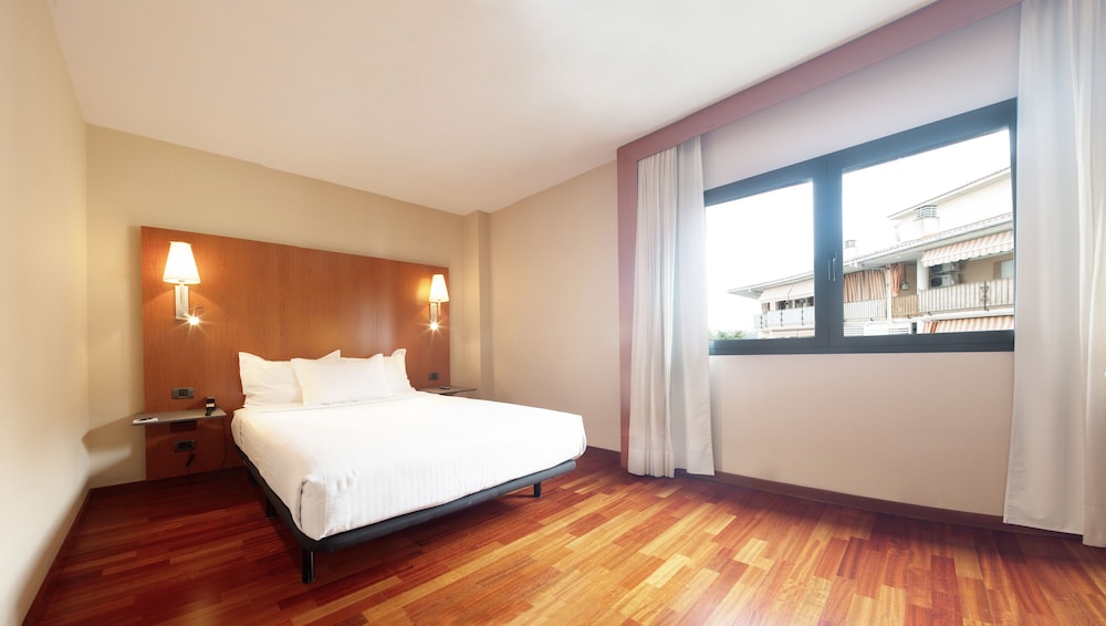 Hotel Ciutat Martorell 10/60