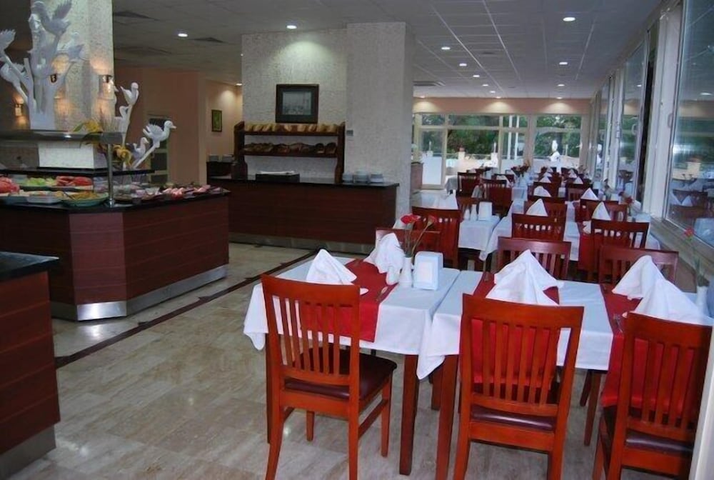 Sirius Hotel 25/33