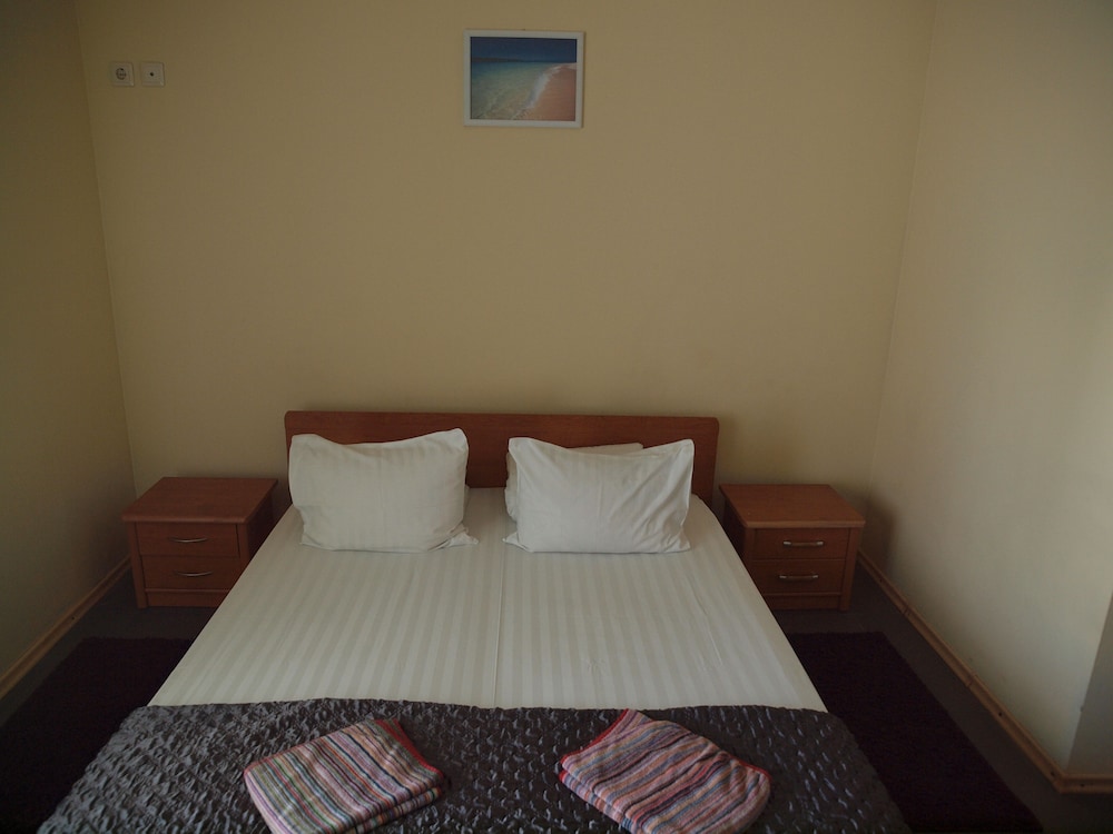 BASIC, DOUBLE BED