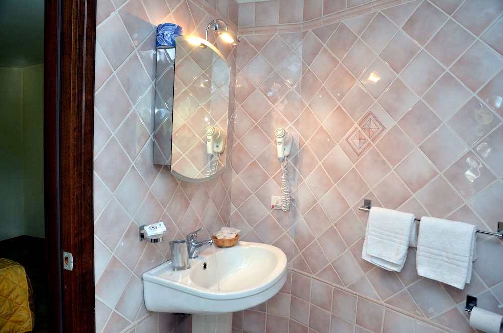 Hotel Ristorante Il Ceppo 22/70