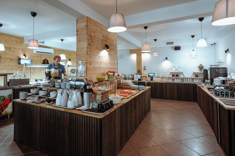 Matilde Beach Resort 24/50