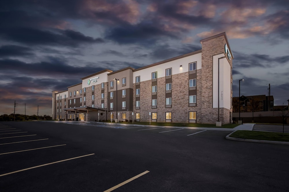 WoodSpring Suites St Peters-OFallon 2/38