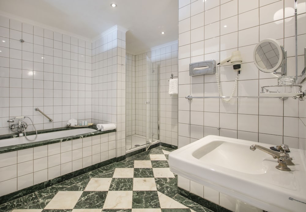 Hotel Landhaus zu Appesbach 48/50