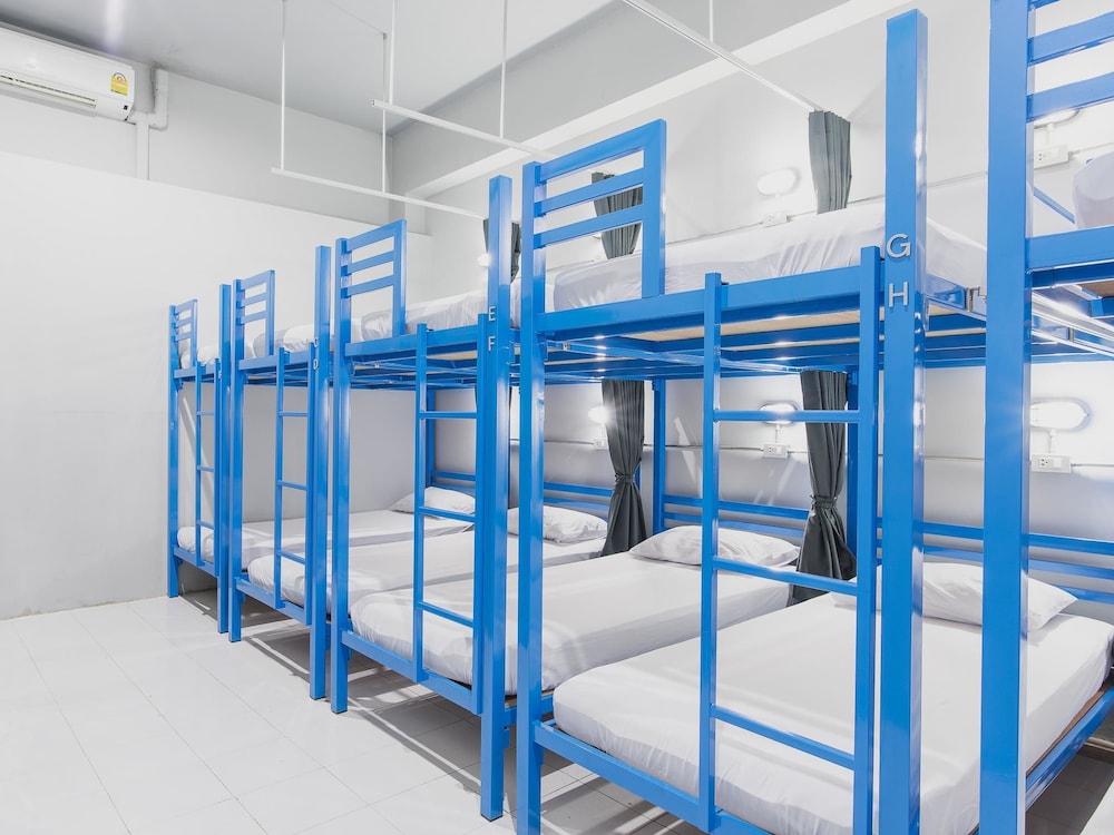 Loftel Station Hostel 3/69