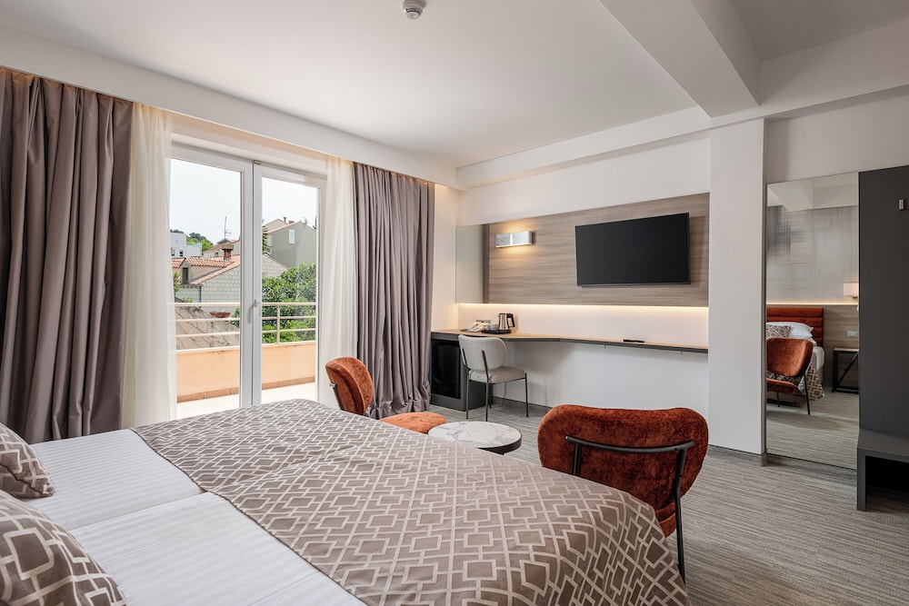 Hotel Ivka 20/50