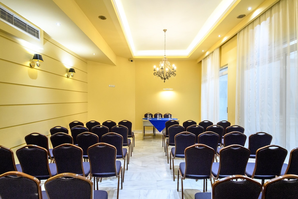 Portes Beach Hotel 39/64