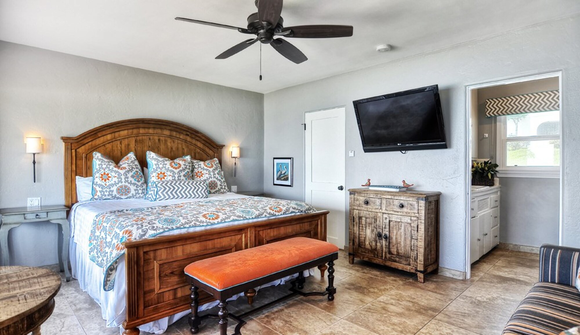 5 North, Deluxe, Villa, King Bed, Beach View, Sofa, North Wing