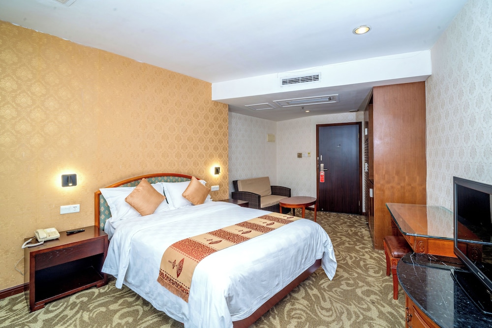 Xinhua Hotel 36/63
