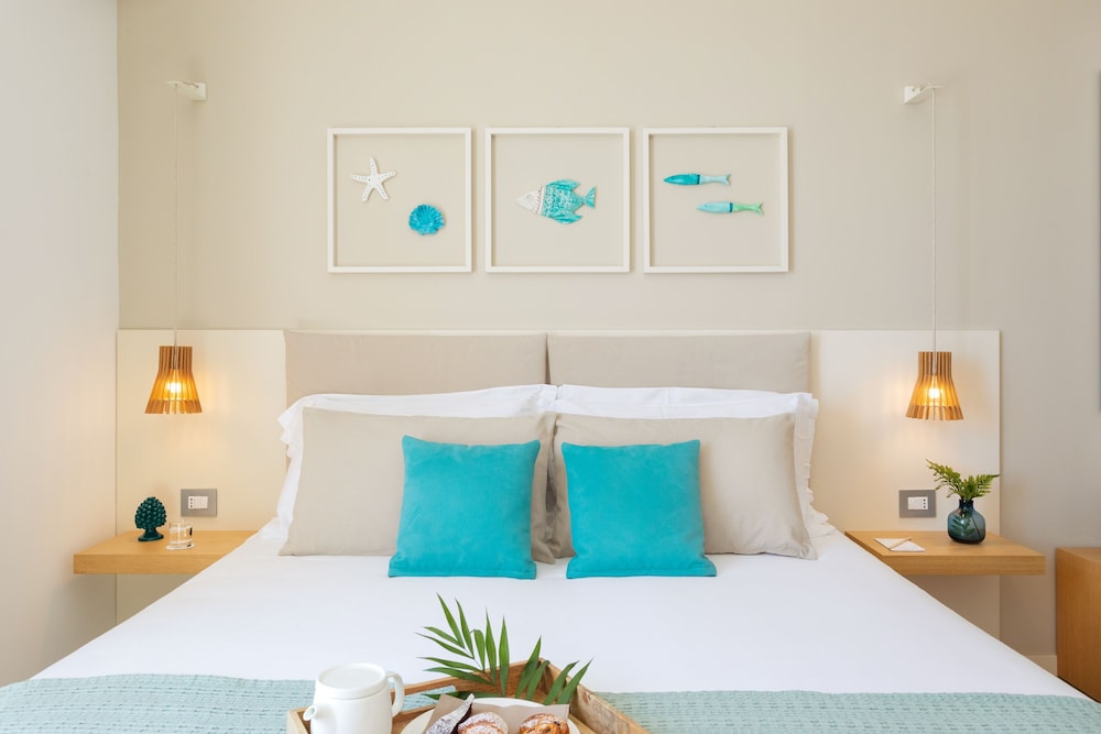Albatros Beach Hotel 8/28