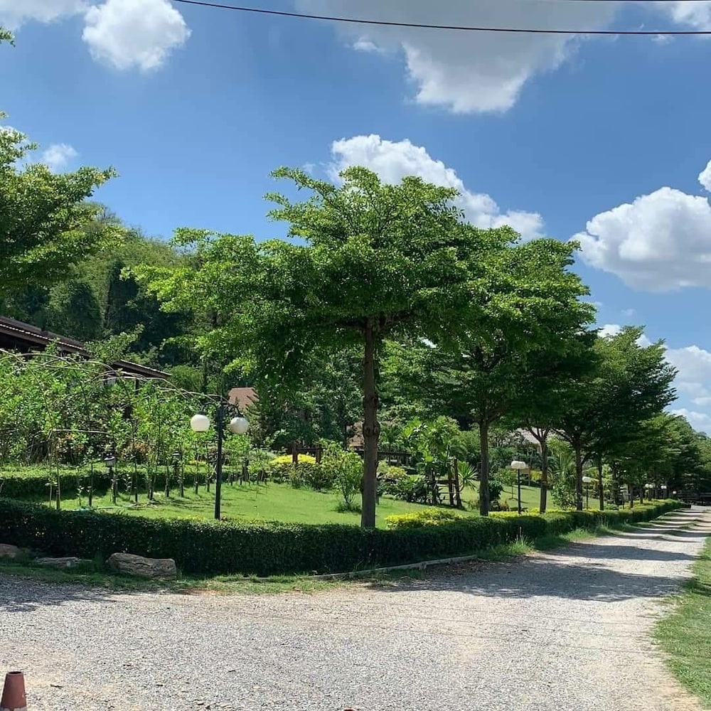 Mai Ngern Mai Thong Resort 23/37
