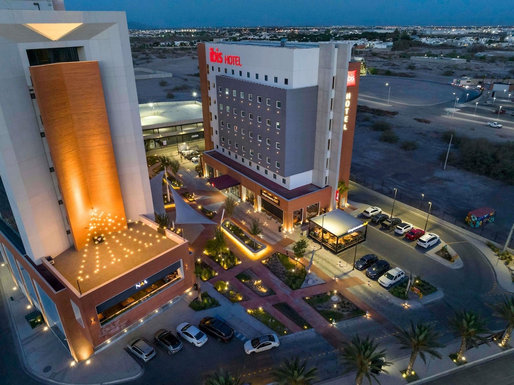 Ibis Torreon 2/49