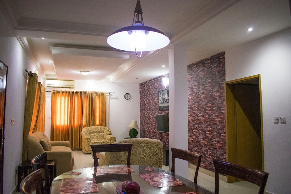 Sugarland Apartments Ikoyi 83/95