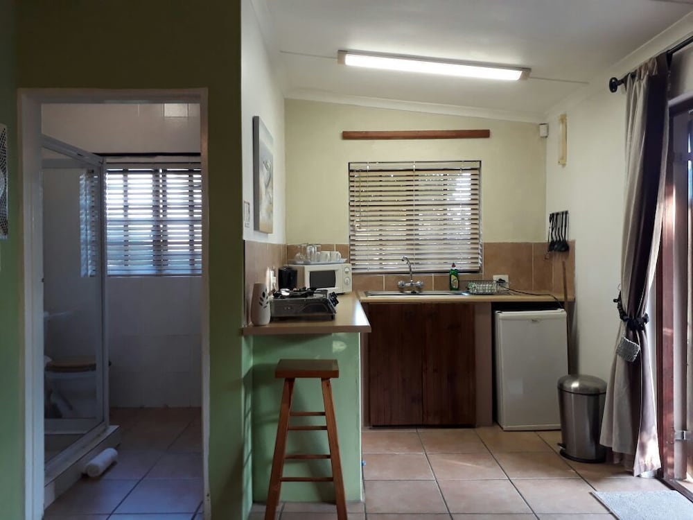 Gansbaai Town Lodge 21/26
