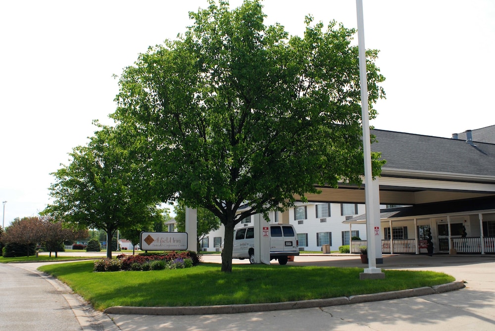 Northfield Inn Suites Conference Center 59/63