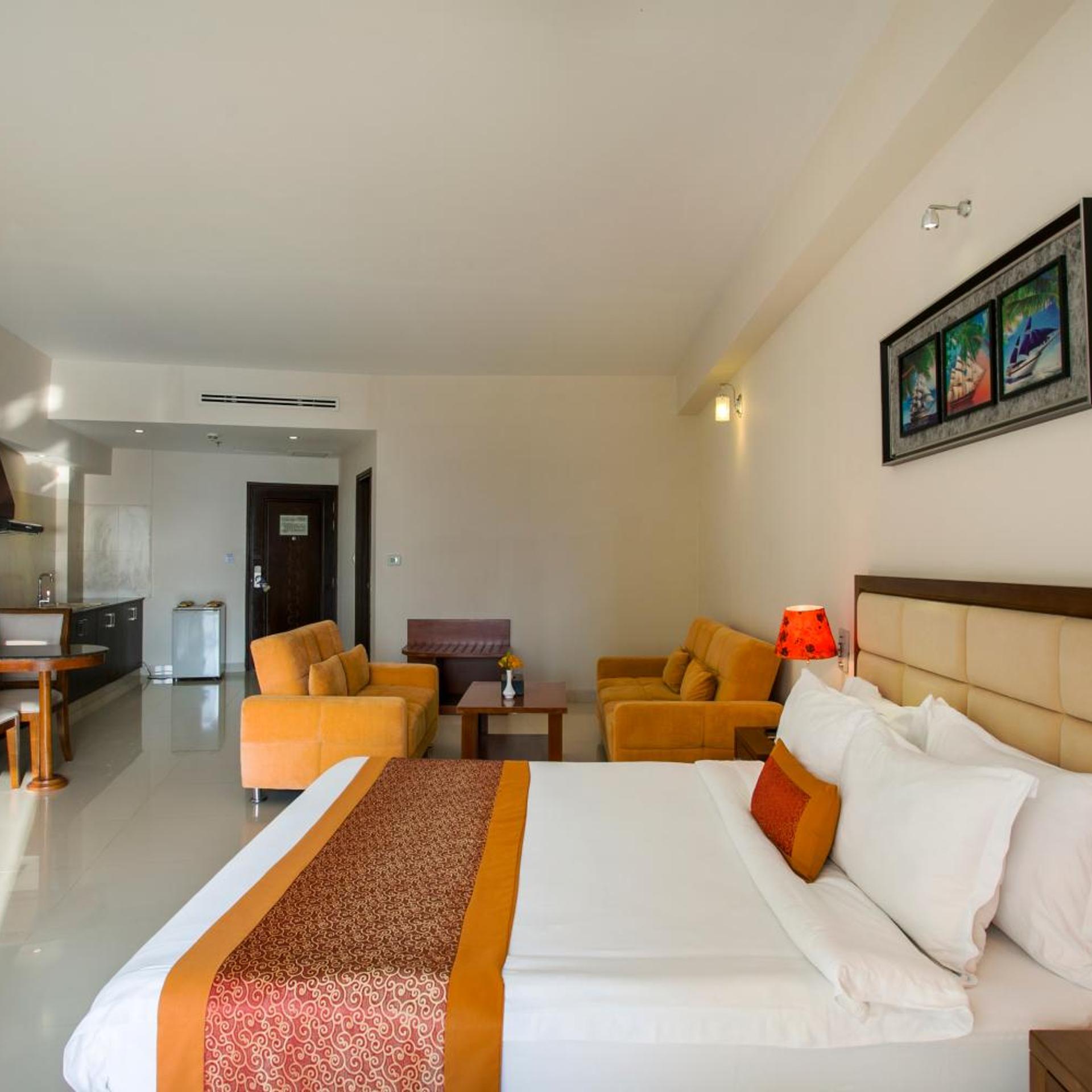 Royal Tulip Sea Pearl Beach Resort & Spa 25/64