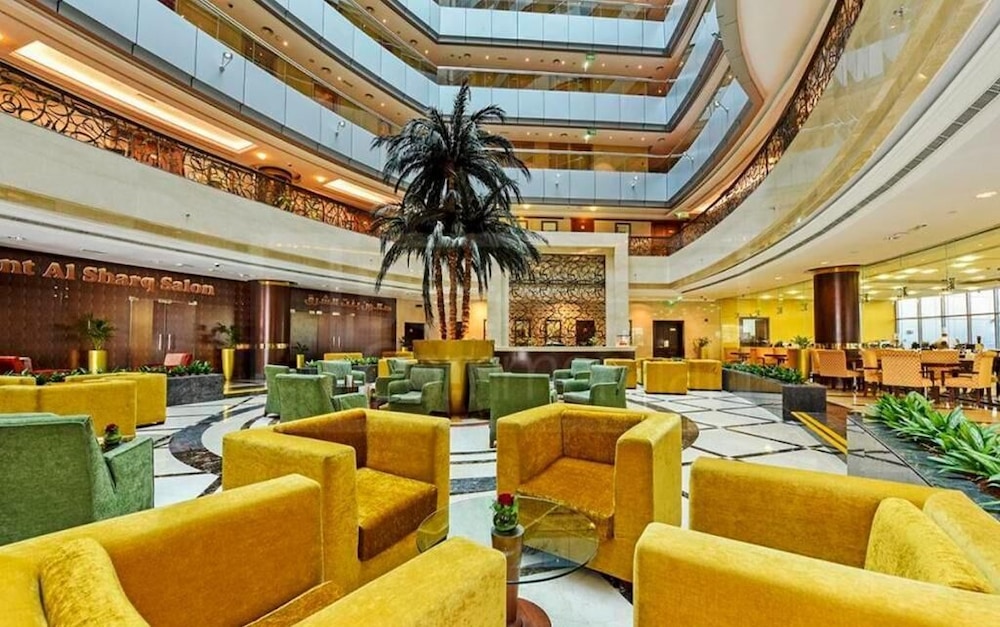 DoubleTree by Hilton Dubai Port Saeed. 43/65