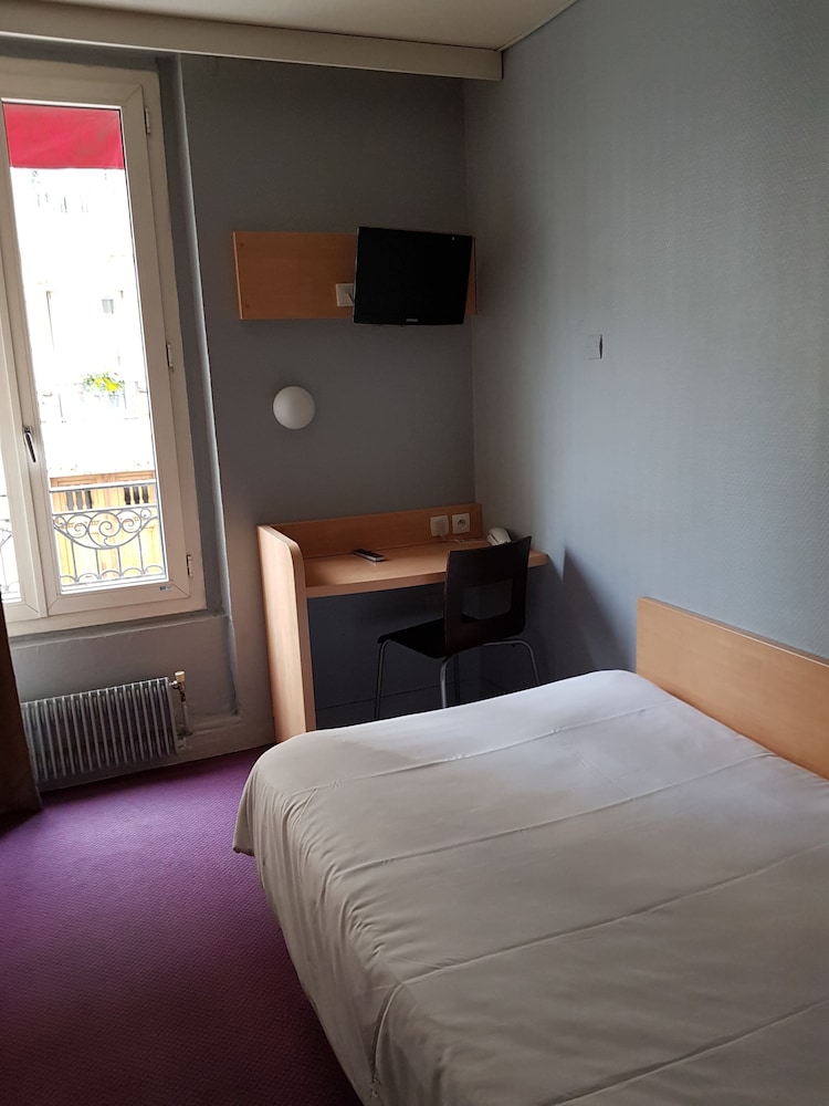 D'anjou Hotel 23/43