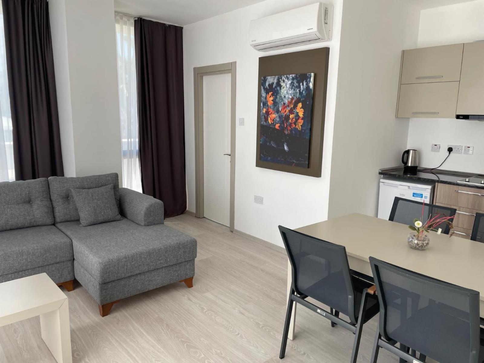 Alya Rooms 12/19
