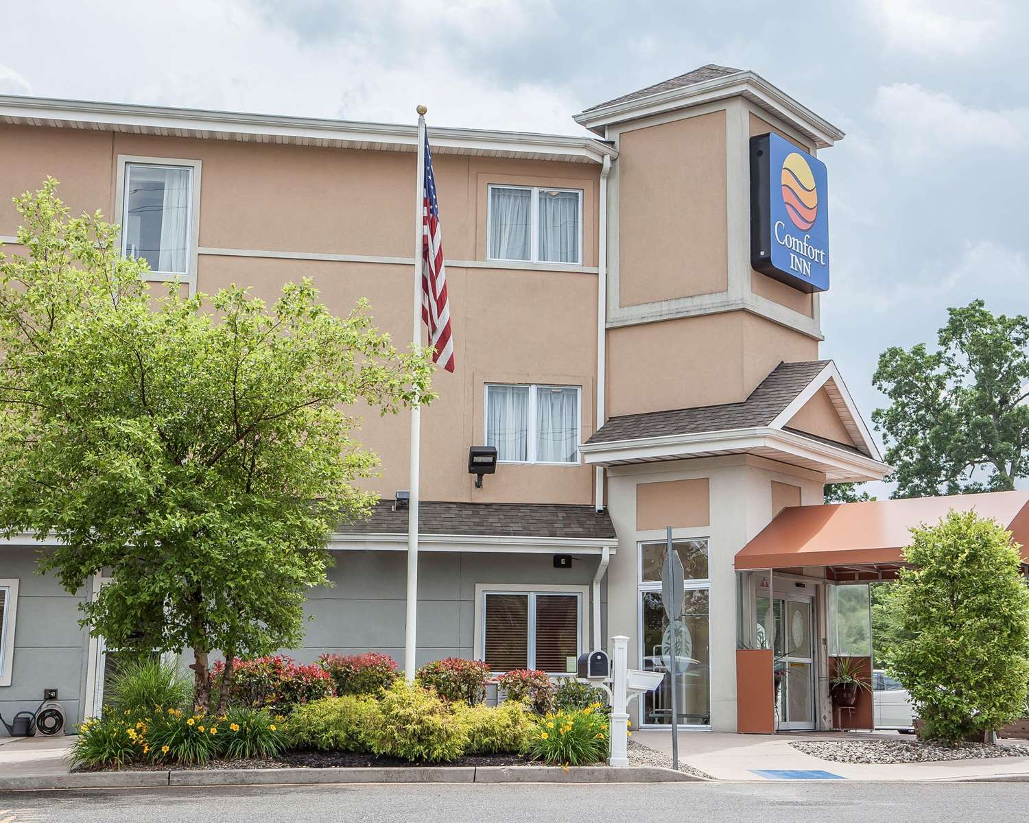 Avon Hotel Toms River 4/19