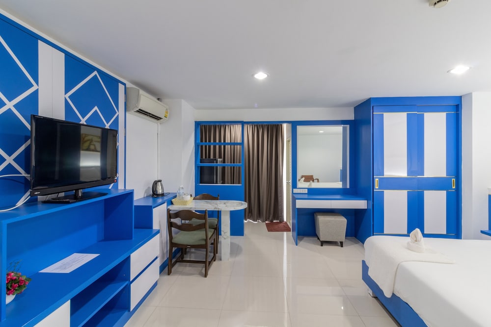 Townhouse Siam Privi Hotel 33/42