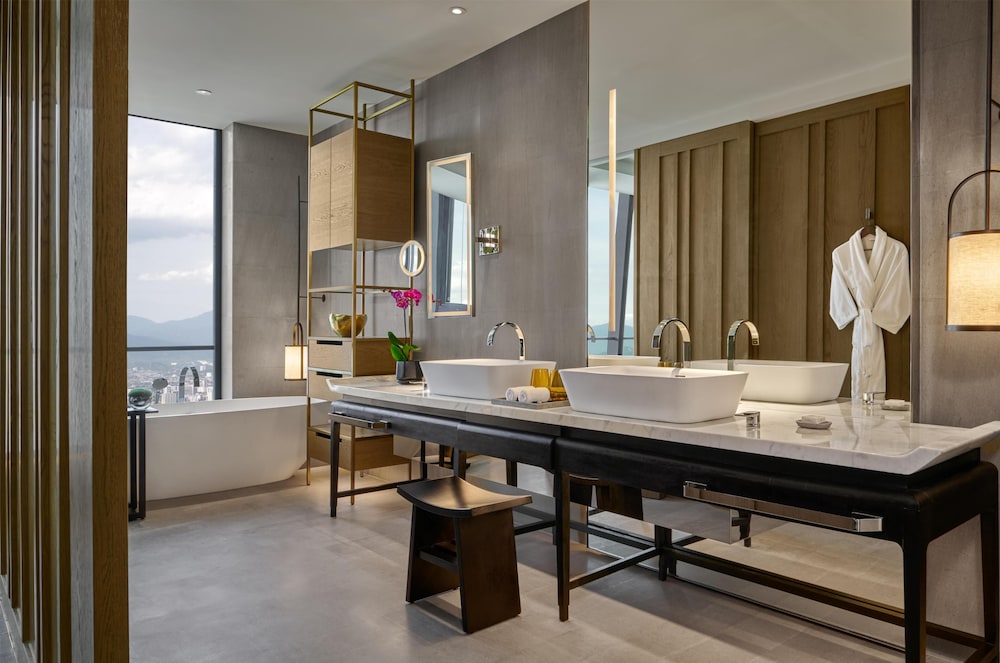 Park Hyatt Kuala Lumpur 71/71