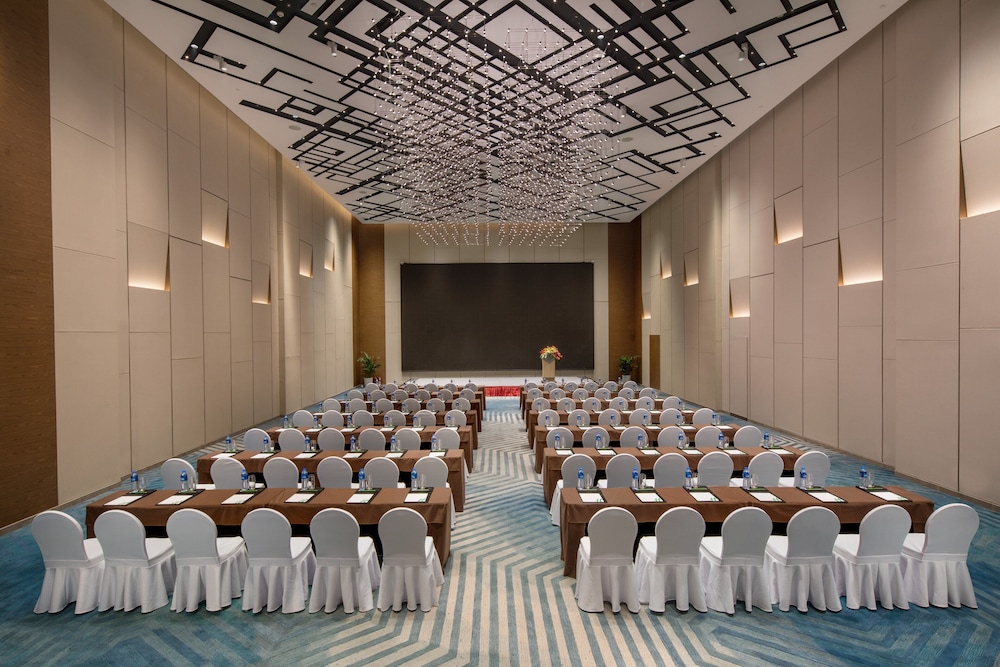 Holiday Inn and Suites LANZHOU CENTER 30/37