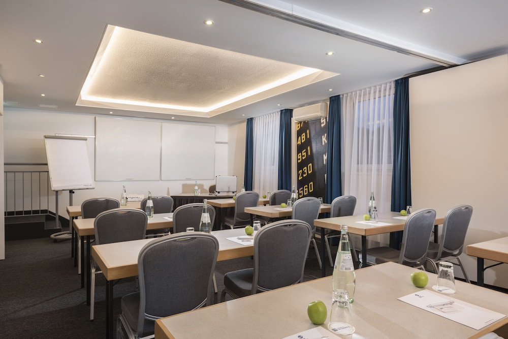 ibis Styles Cologne Airport Troisdorf 33/37