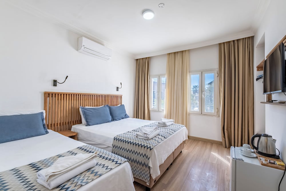 Costa Viva Bodrum 16/46