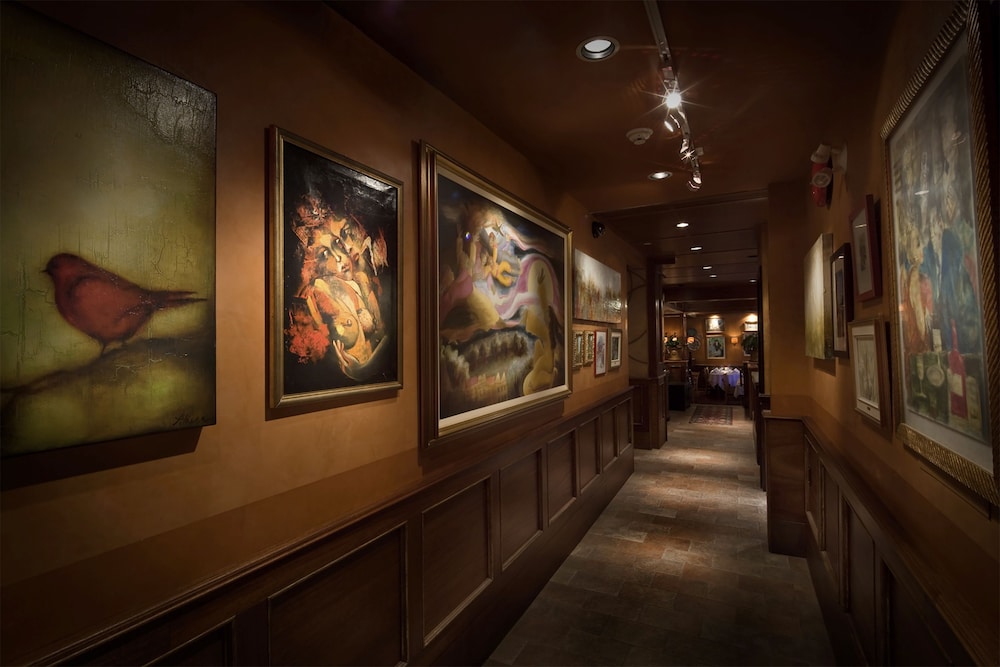 Executive Inn At Whistler Village 5/51