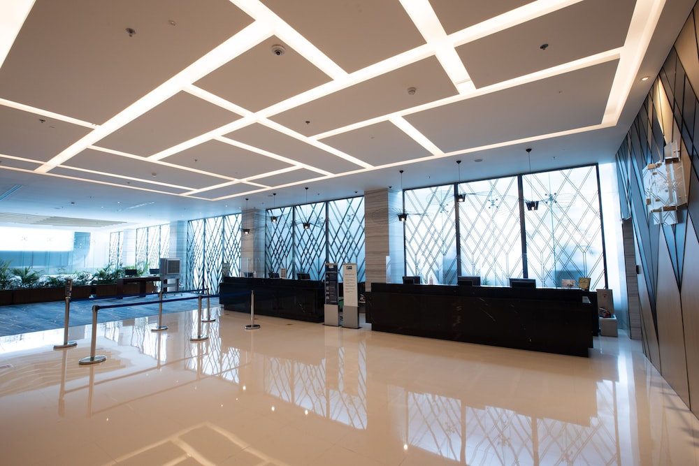 Lobby at Holiday Inn Express Manila Newport World Resorts, PASAY