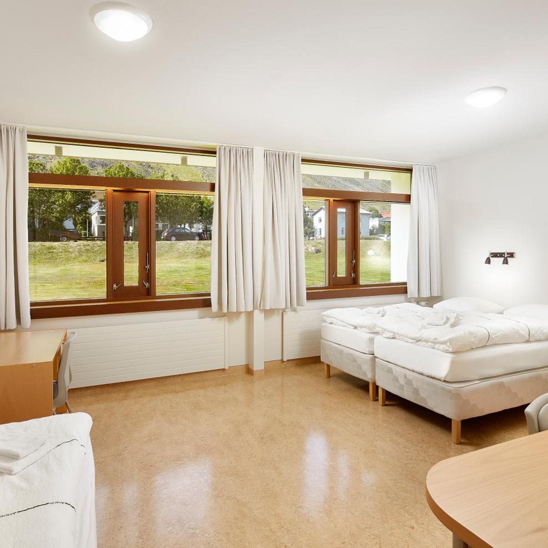 Edda Hotel Isafjorour 8/25