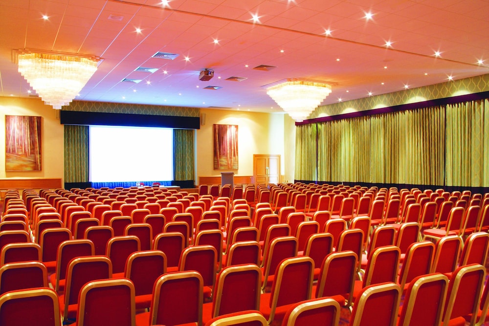 DoubleTree by Hilton Hotel Sheffield Park 61/66
