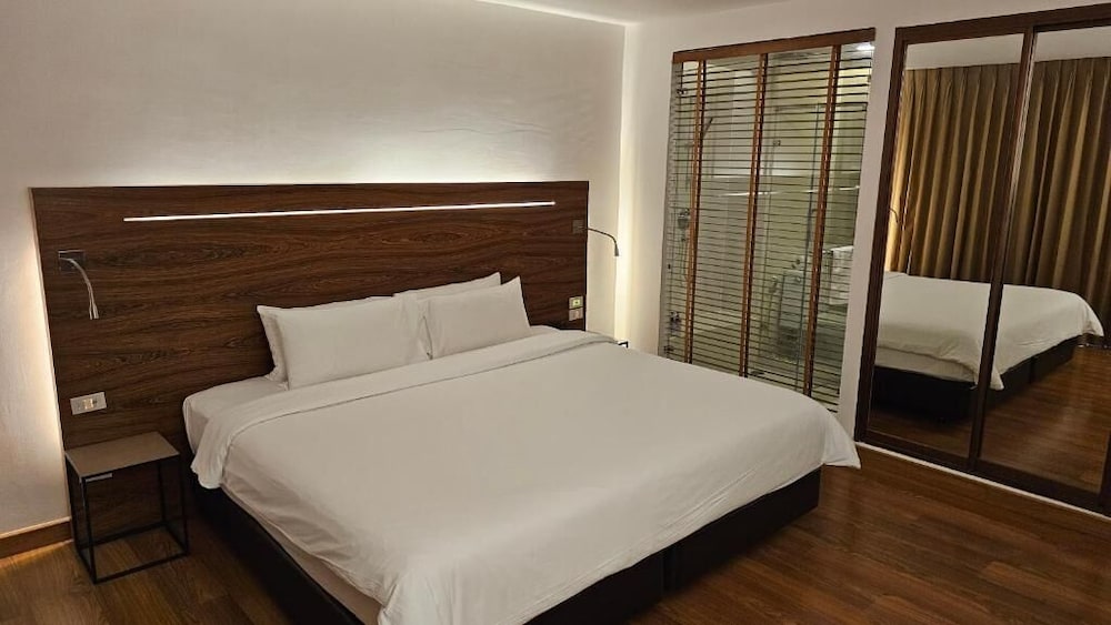 Sacha Hotel Uno 10/50