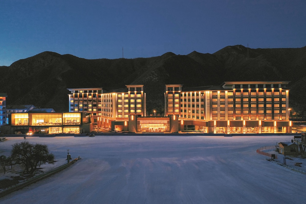 Courtyard By Marriott Chongli 1/48