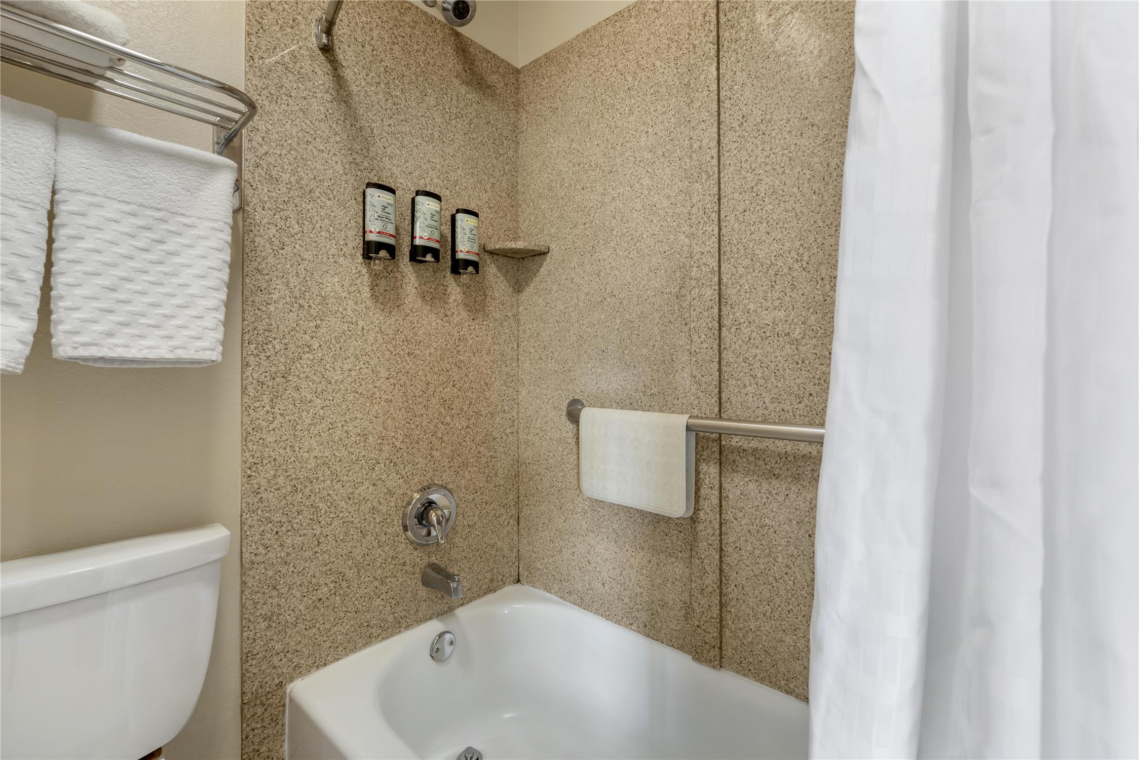 Best Western Tradewinds 48/48