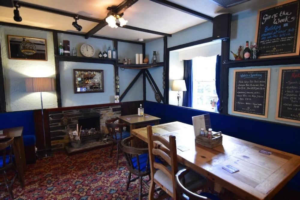The Bugle Inn 29/49