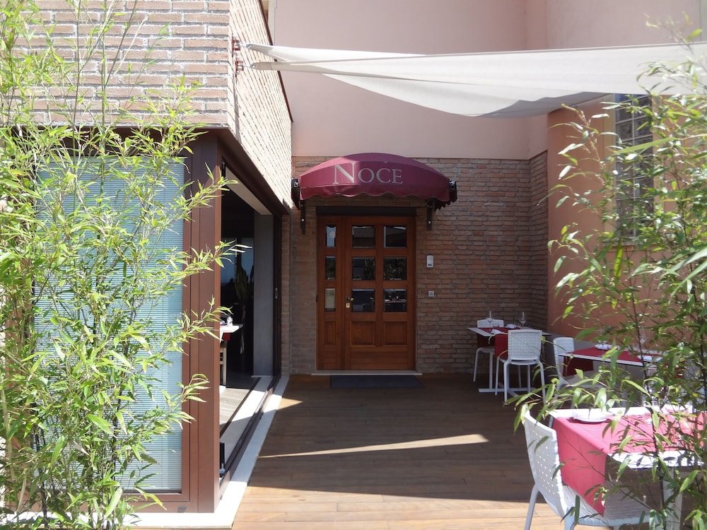 Hotel Noce 2/40