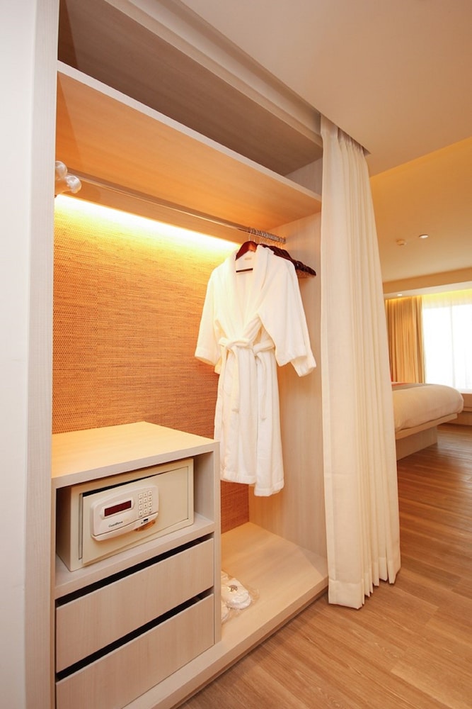 Pullman Pattaya Hotel G 35/76