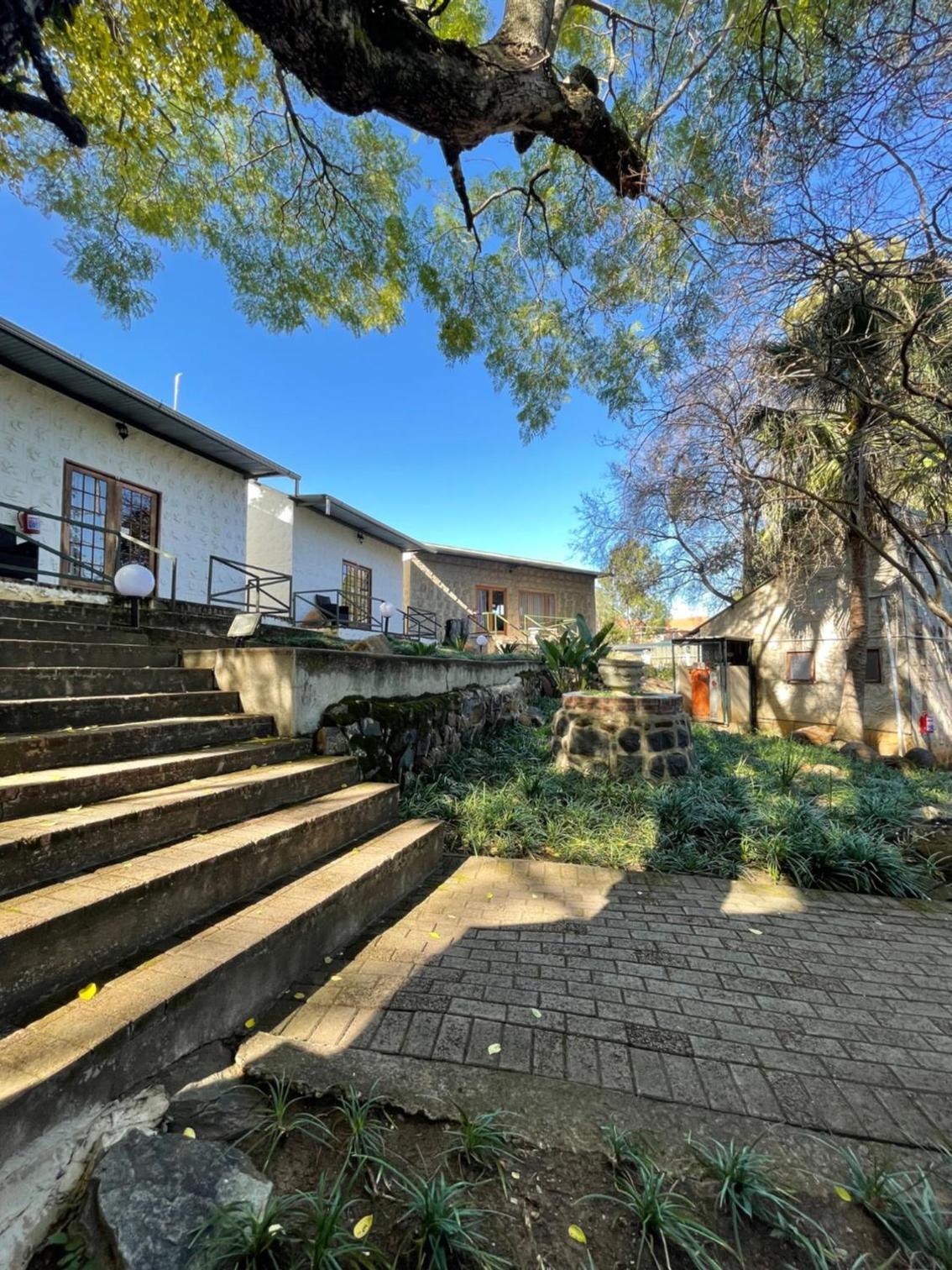 Farquhar Lodge 34/50
