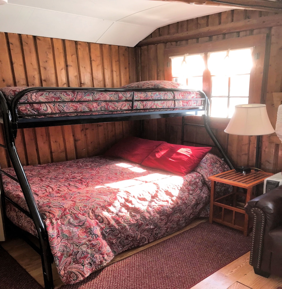Cabin, Single Bed, Lake Front, Sofa