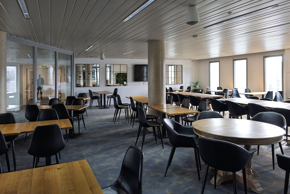 Hotel Lodge In Paris 13 39/50