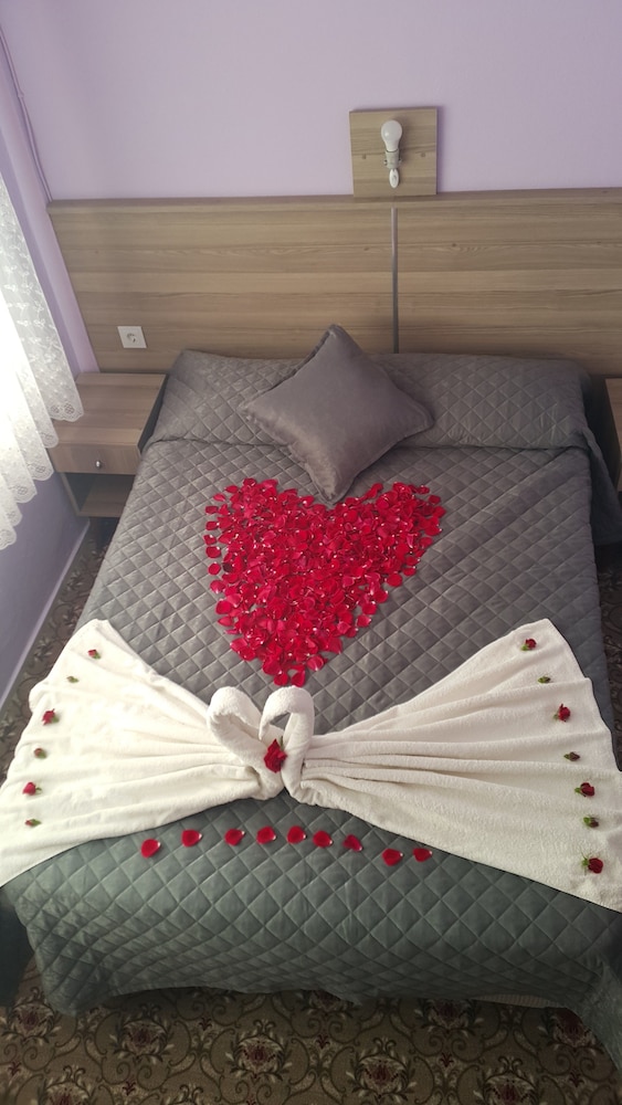 ALBERGO CESME 19/50