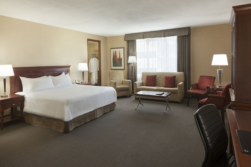 Hotel Halifax 5/28