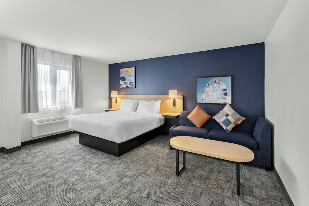 Room, King Bed, Sofa