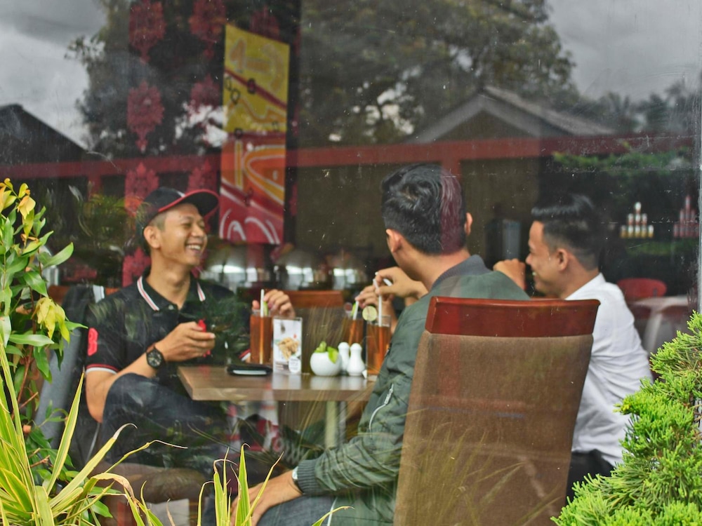 Noola Hotel Cilacap 59/68