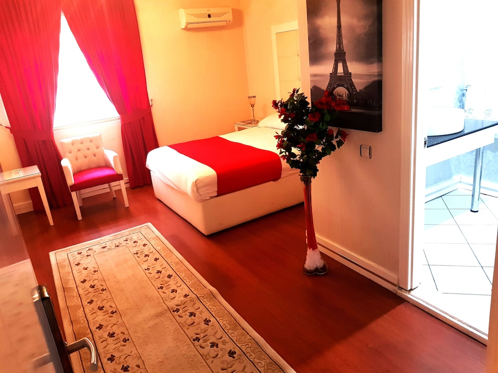 Business Park Otel 31/67
