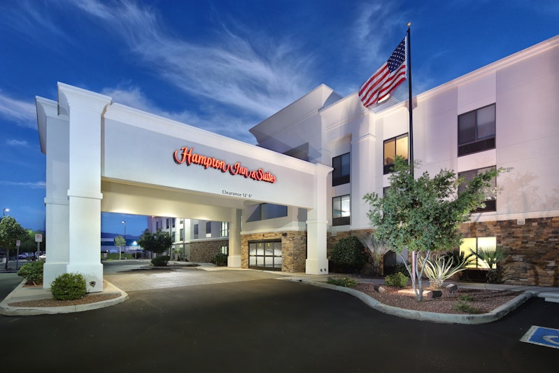 Hampton Inn and Suites Tucson East/Williams Center 51/53