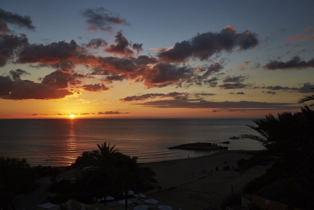INSOTEL TARIDA BEACH SENSATORI RESORT 33/50